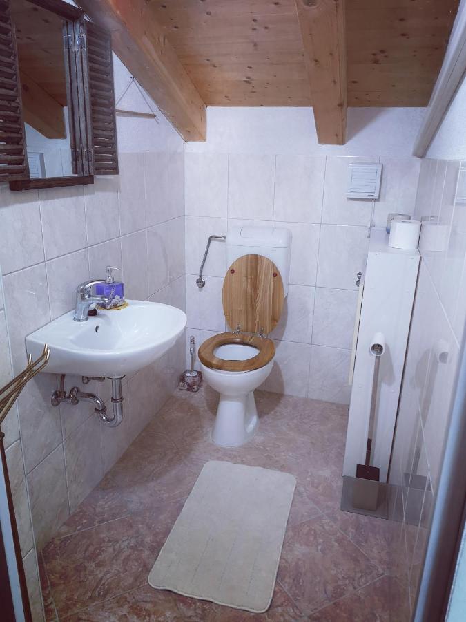 Apartman Hygge Omiš Екстериор снимка